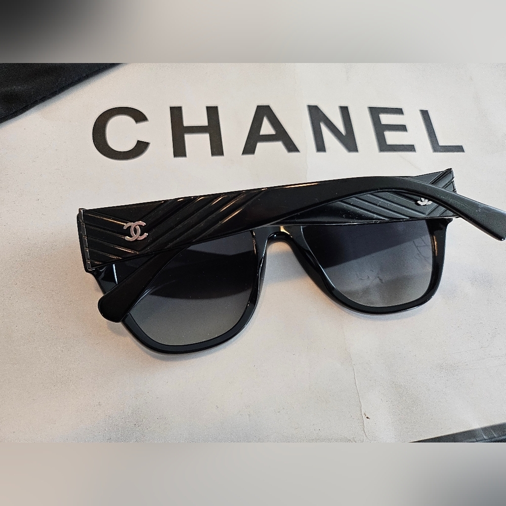 Authentic Chanel 5412 501/SC Black Women's Oversized Cat Eye Sunglasses Italy. - Picture 5 of 12